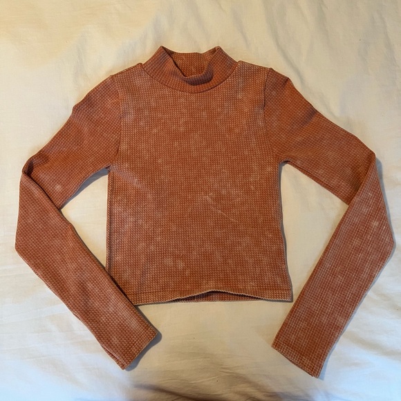 Orange long sleeve - Picture 1 of 1